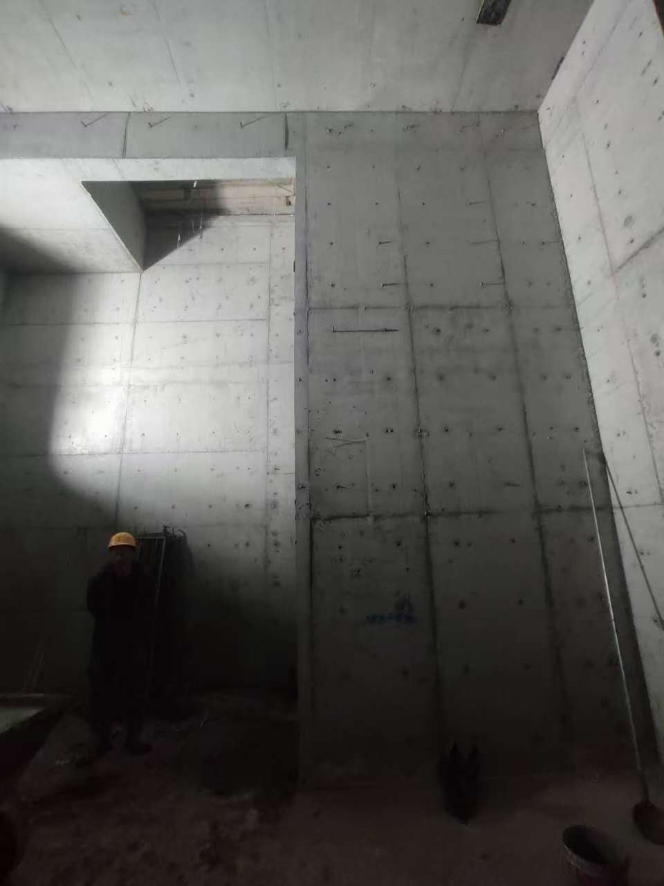 渭南墙上开槽钢筋断了有影响吗